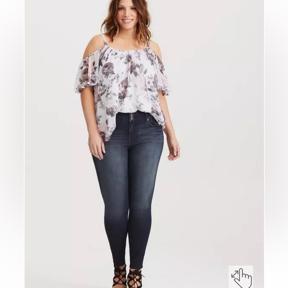 torrid Denim - Torrid Dark Wash Triple Button Skinny Jeggings/Jeans. Size 10R.